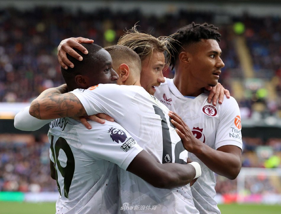 的一颗璀璨 的一颗璀璨